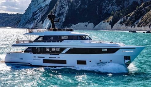 Custom Line Navetta 30