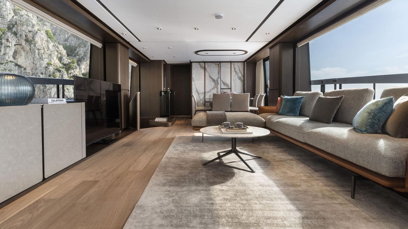 Ferretti Yachts 860, main deck saloon